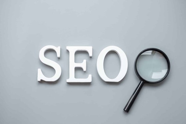 Quels sont les outils indispensables pour améliorer le positionnement d’un site web ?