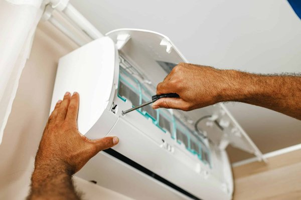 Entretien de climatisation à Antibes : le guide complet